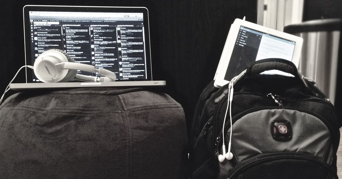 2014-swiss-backpack-laptop-headphones